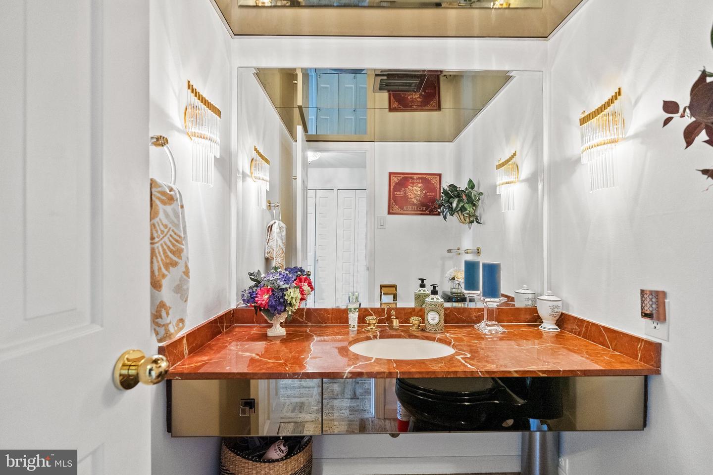 700 NEW HAMPSHIRE AVE NW #1518, WASHINGTON, District Of Columbia 20037, 1 Bedroom Bedrooms, ,1 BathroomBathrooms,Residential,For sale,700 NEW HAMPSHIRE AVE NW #1518,DCDC2195934 MLS # DCDC2195934