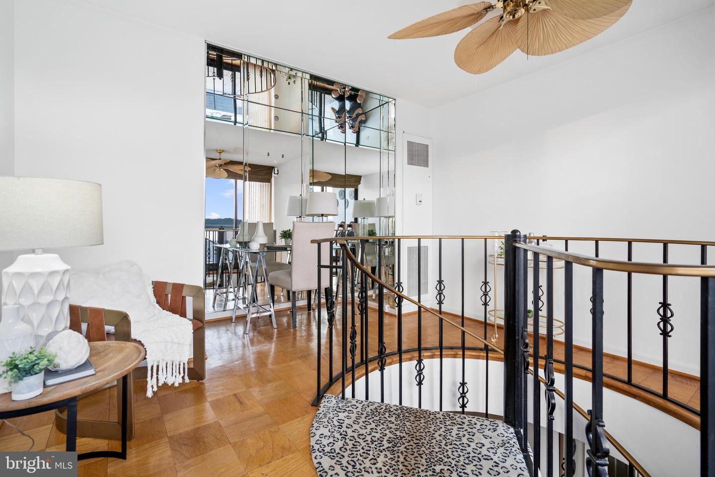 700 NEW HAMPSHIRE AVE NW #1518, WASHINGTON, District Of Columbia 20037, 1 Bedroom Bedrooms, ,1 BathroomBathrooms,Residential,For sale,700 NEW HAMPSHIRE AVE NW #1518,DCDC2195934 MLS # DCDC2195934