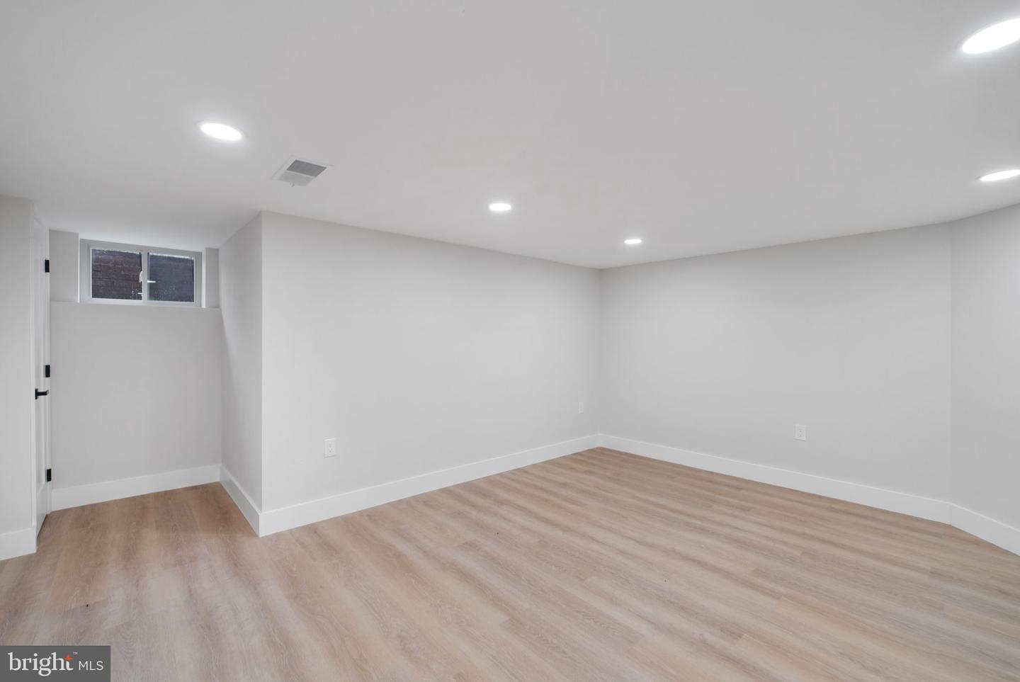 133 INGRAHAM ST NW, WASHINGTON, District Of Columbia 20011, 4 Bedrooms Bedrooms, ,3 BathroomsBathrooms,Residential,For sale,133 INGRAHAM ST NW,DCDC2195978 MLS # DCDC2195978