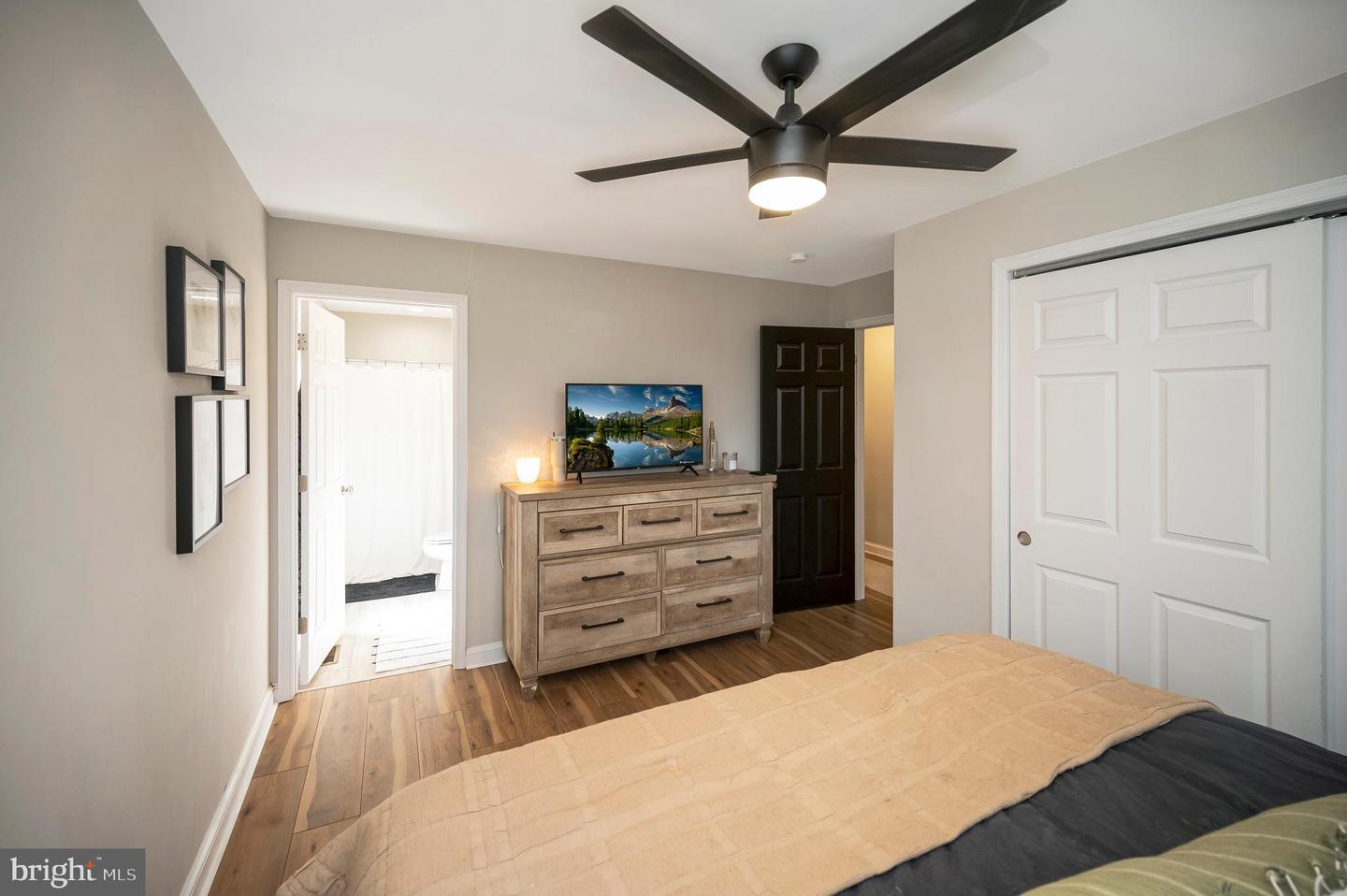 522 WHITE OAK RD, FREDERICKSBURG, Virginia 22405, 3 Bedrooms Bedrooms, ,2 BathroomsBathrooms,Residential,For sale,522 WHITE OAK RD,VAST2037916 MLS # VAST2037916