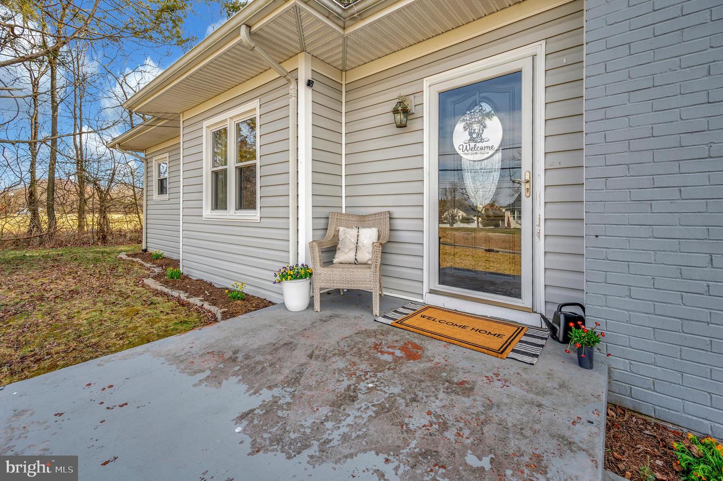 522 WHITE OAK RD, FREDERICKSBURG, Virginia 22405, 3 Bedrooms Bedrooms, ,2 BathroomsBathrooms,Residential,For sale,522 WHITE OAK RD,VAST2037916 MLS # VAST2037916