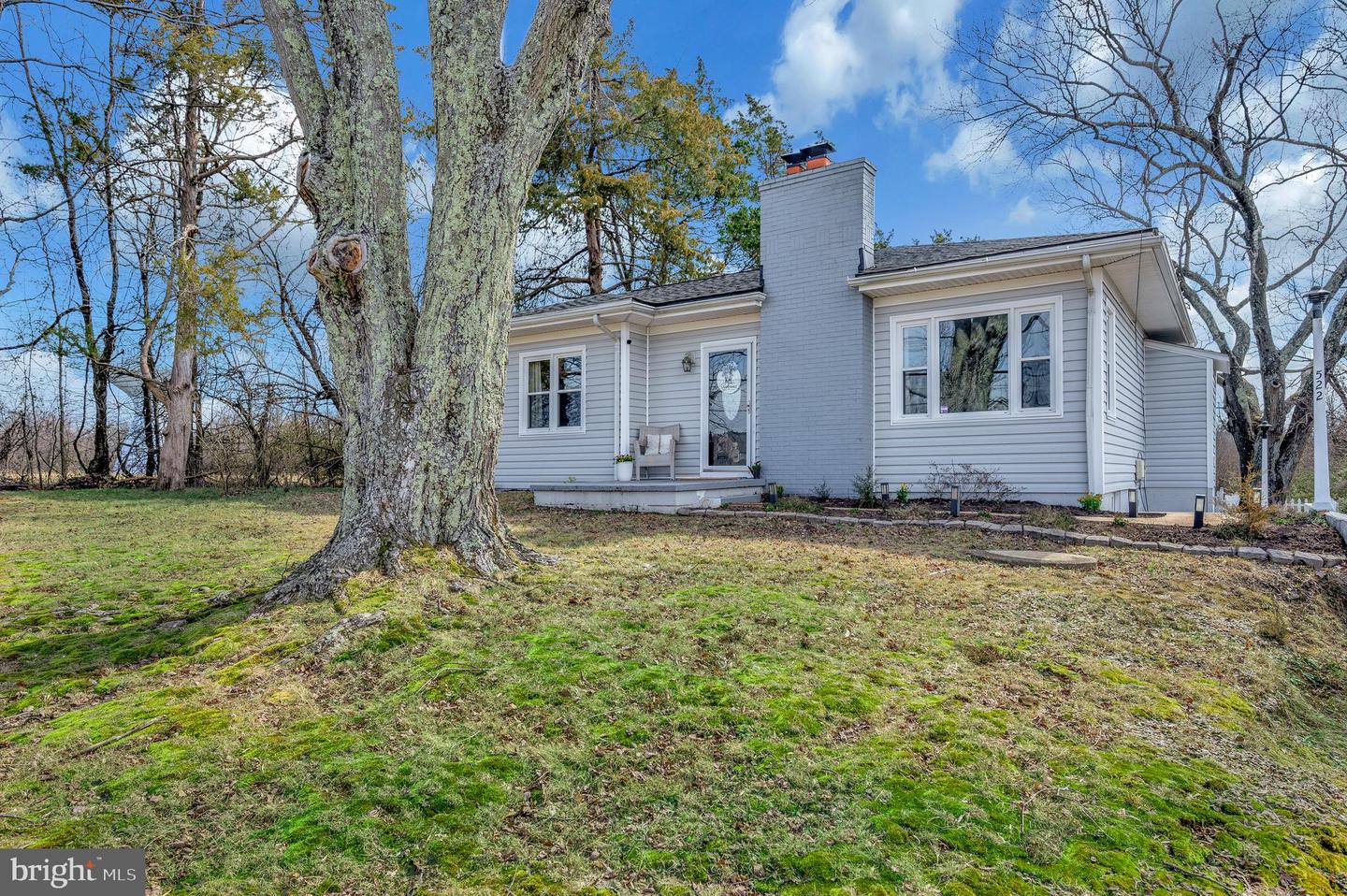 522 WHITE OAK RD, FREDERICKSBURG, Virginia 22405, 3 Bedrooms Bedrooms, ,2 BathroomsBathrooms,Residential,For sale,522 WHITE OAK RD,VAST2037916 MLS # VAST2037916