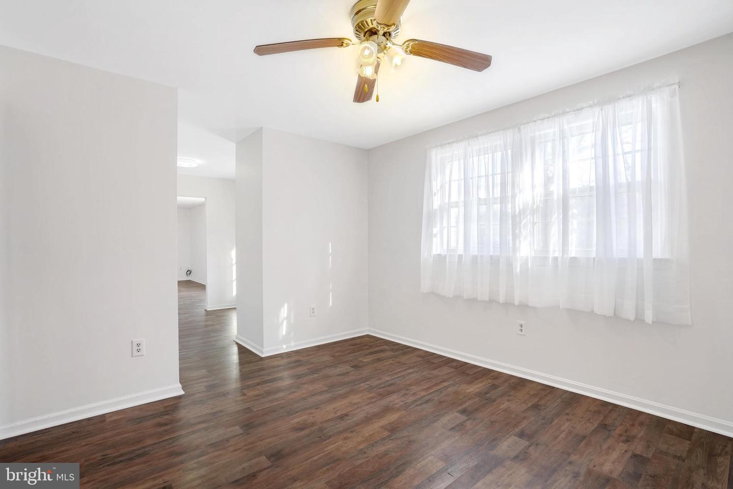 6710 RED JACKET RD, SPRINGFIELD, Virginia 22152, 4 Bedrooms Bedrooms, ,2 BathroomsBathrooms,Residential,For sale,6710 RED JACKET RD,VAFX2234870 MLS # VAFX2234870