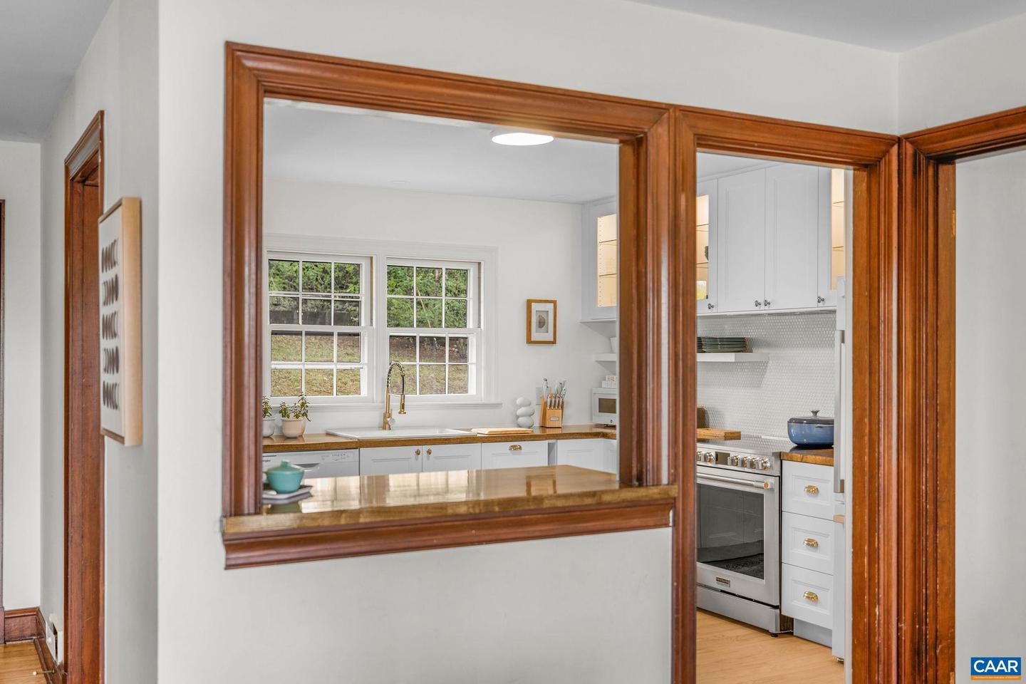 2621 JEFFERSON PARK CIR, CHARLOTTESVILLE, Virginia 22903, 5 Bedrooms Bedrooms, ,2 BathroomsBathrooms,Residential,For sale,2621 JEFFERSON PARK CIR,663320 MLS # 663320