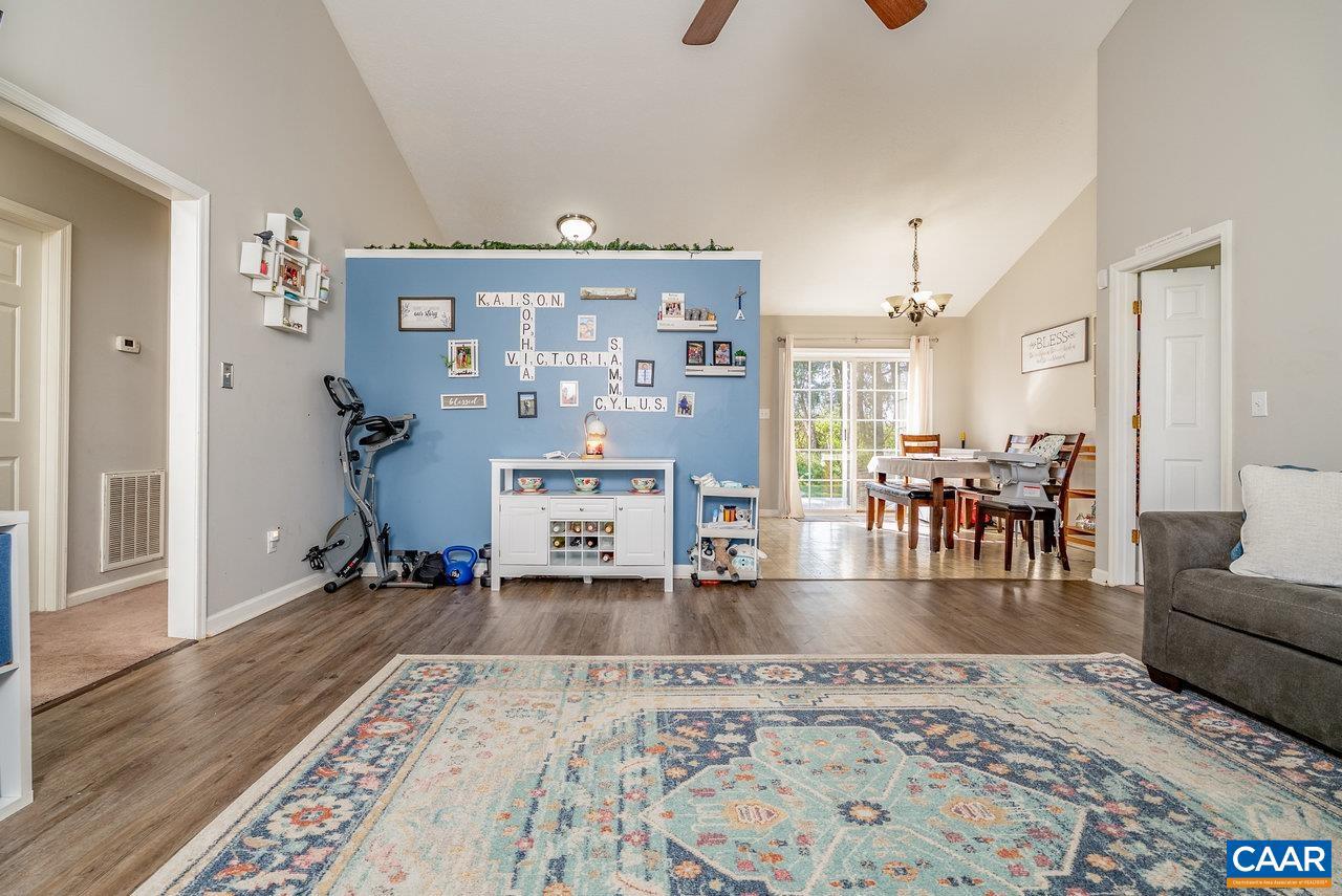 11 FALCON LN, WEYERS CAVE, Virginia 24486, 3 Bedrooms Bedrooms, ,2 BathroomsBathrooms,Residential,For sale,11 FALCON LN,663309 MLS # 663309
