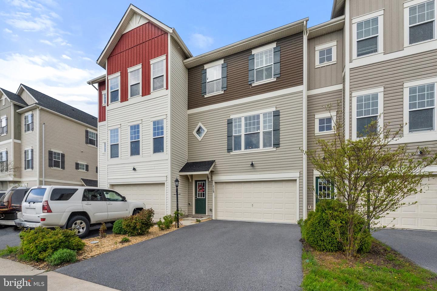 113 BLACKFORD DR, STEPHENSON, Virginia 22656, 3 Bedrooms Bedrooms, ,3 BathroomsBathrooms,Residential,For sale,113 BLACKFORD DR,VAFV2033494 MLS # VAFV2033494