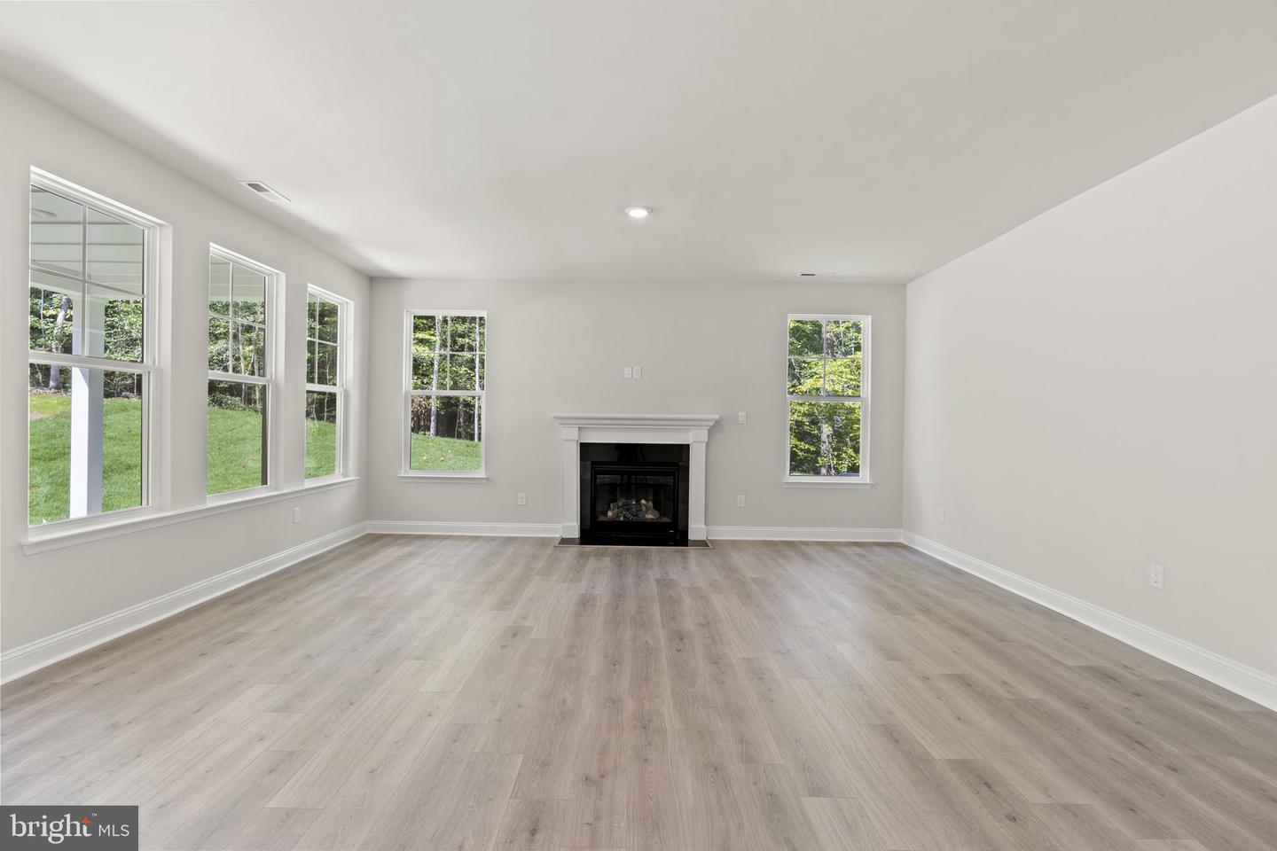 5316 ARBOR PL, WILLIAMSBURG, Virginia 23188, 3 Bedrooms Bedrooms, ,3 BathroomsBathrooms,Residential,For sale,5316 ARBOR PL,VAJC2000428 MLS # VAJC2000428