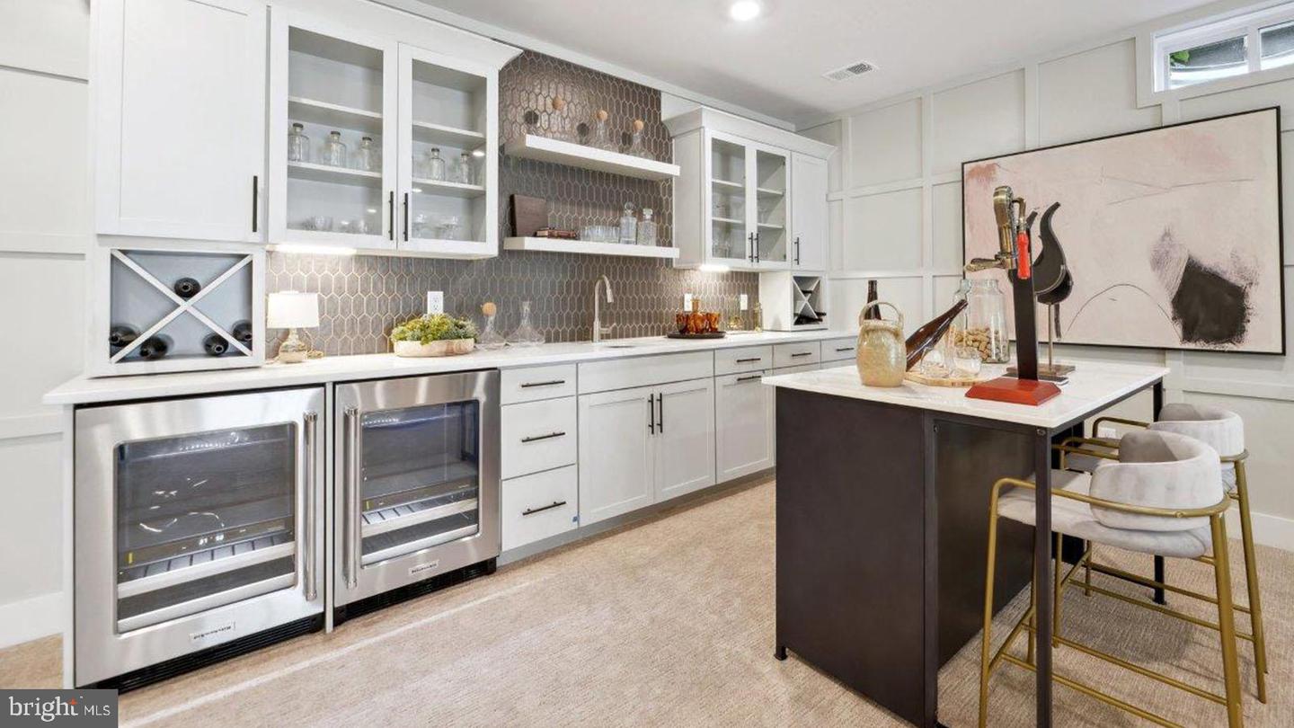 8264 COLLING MANOR CT, ALEXANDRIA, Virginia 22308, 6 Bedrooms Bedrooms, ,6 BathroomsBathrooms,Residential,For sale,8264 COLLING MANOR CT,VAFX2234956 MLS # VAFX2234956