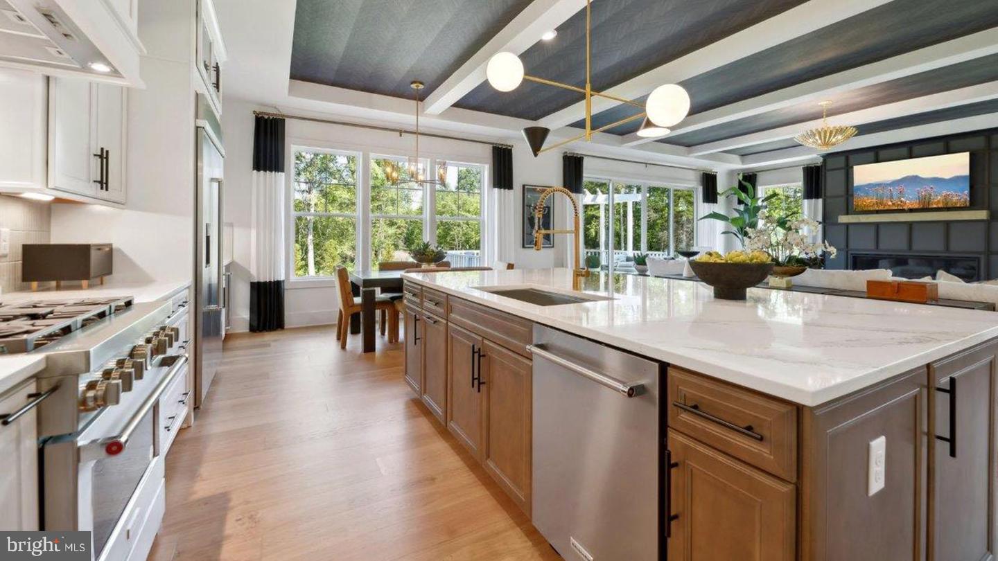8264 COLLING MANOR CT, ALEXANDRIA, Virginia 22308, 6 Bedrooms Bedrooms, ,6 BathroomsBathrooms,Residential,For sale,8264 COLLING MANOR CT,VAFX2234956 MLS # VAFX2234956