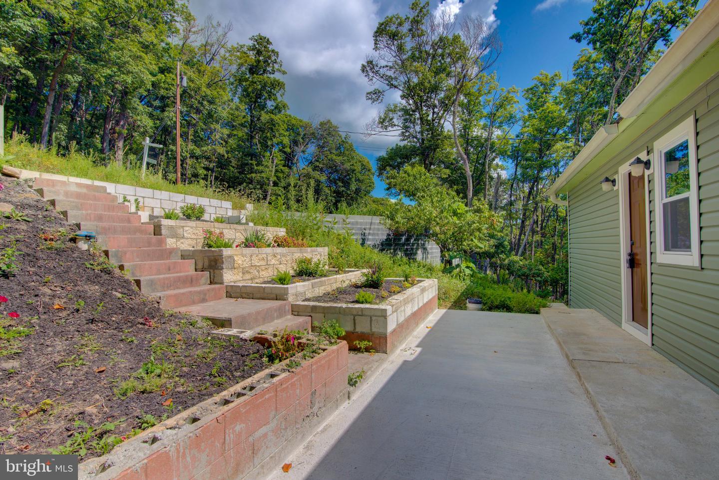 129 JALAPA TRAIL, WINCHESTER, Virginia 22602, 3 Bedrooms Bedrooms, ,2 BathroomsBathrooms,Residential,For sale,129 JALAPA TRAIL,VAFV2024642 MLS # VAFV2024642