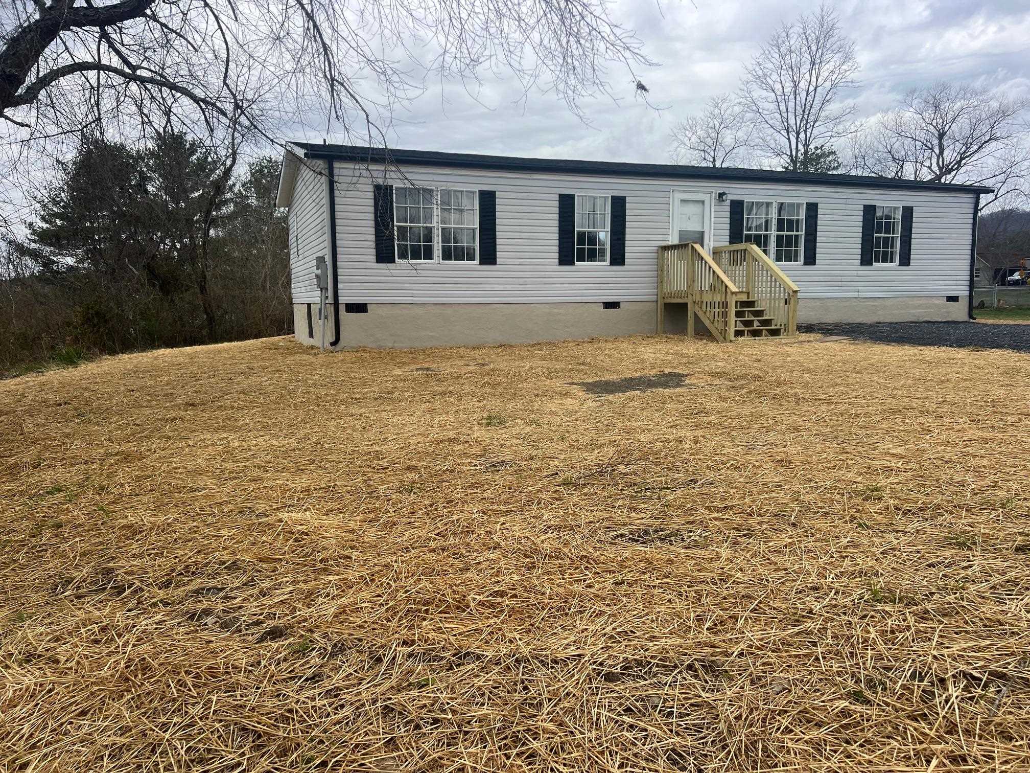 34 JOHNSON ST, CRAIGSVILLE, Virginia 24430, 3 Bedrooms Bedrooms, ,2 BathroomsBathrooms,Residential,34 JOHNSON ST,662305 MLS # 662305
