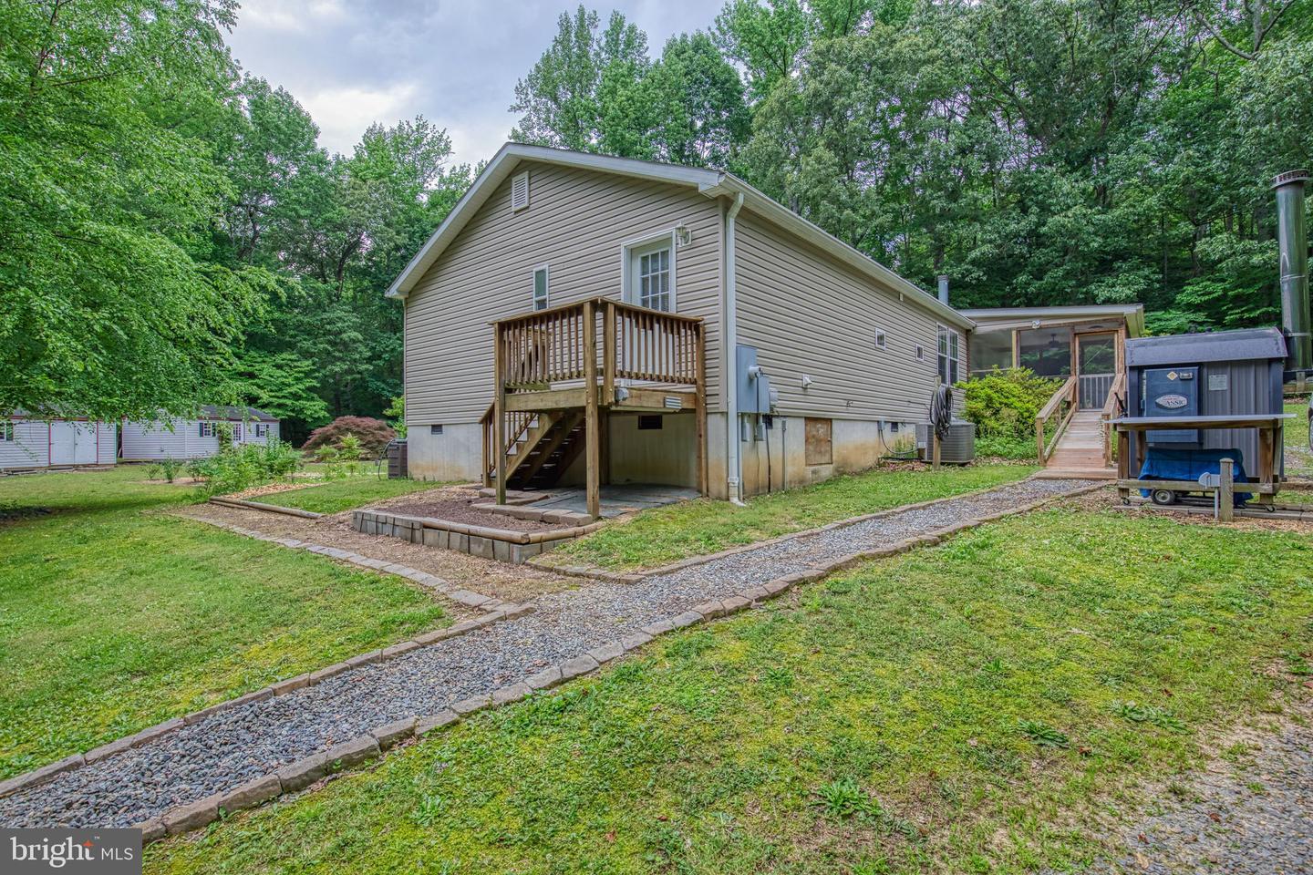 256 PIERCE CREEK LANDING, MONTROSS, Virginia 22520, 3 Bedrooms Bedrooms, ,2 BathroomsBathrooms,Residential,For sale,256 PIERCE CREEK LANDING,VAWE2008332 MLS # VAWE2008332