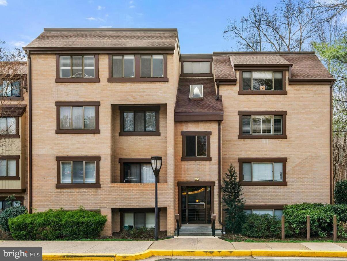 1675 PARKCREST CIR #4E/300, RESTON, Virginia 20190, 2 Bedrooms Bedrooms, ,1 BathroomBathrooms,Residential,For sale,1675 PARKCREST CIR #4E/300,VAFX2226184 MLS # VAFX2226184