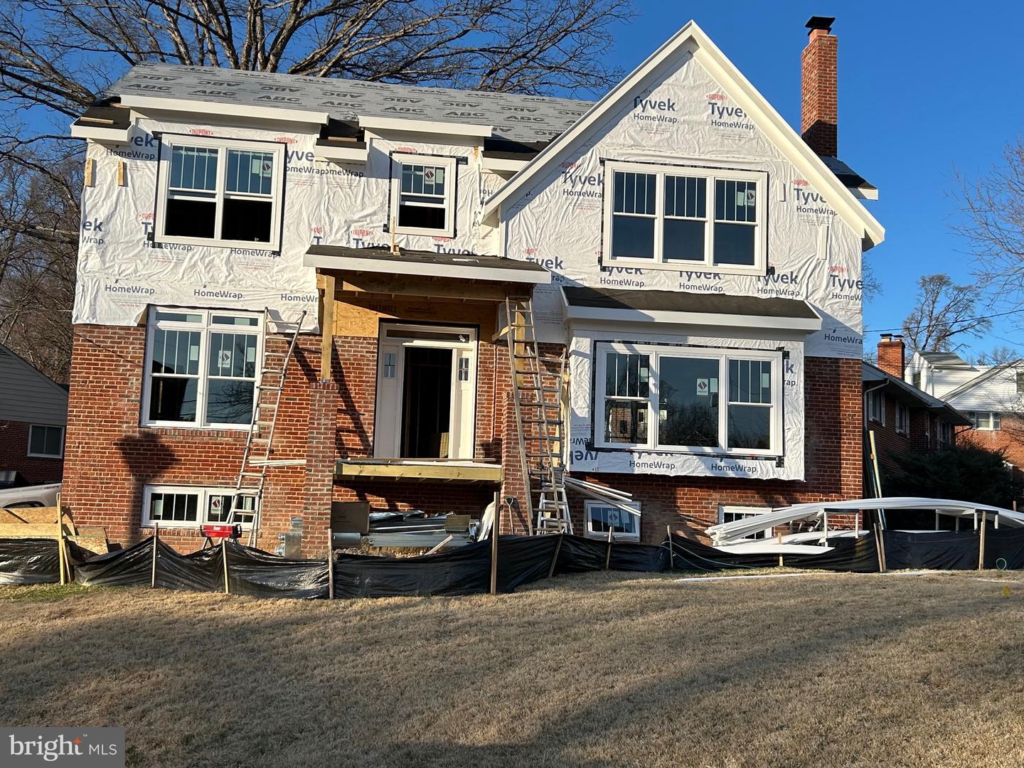 2100 PATRICK HENRY DR, ARLINGTON, Virginia 22205, 5 Bedrooms Bedrooms, ,3 BathroomsBathrooms,Residential,For sale,2100 PATRICK HENRY DR,VAAR2054350 MLS # VAAR2054350