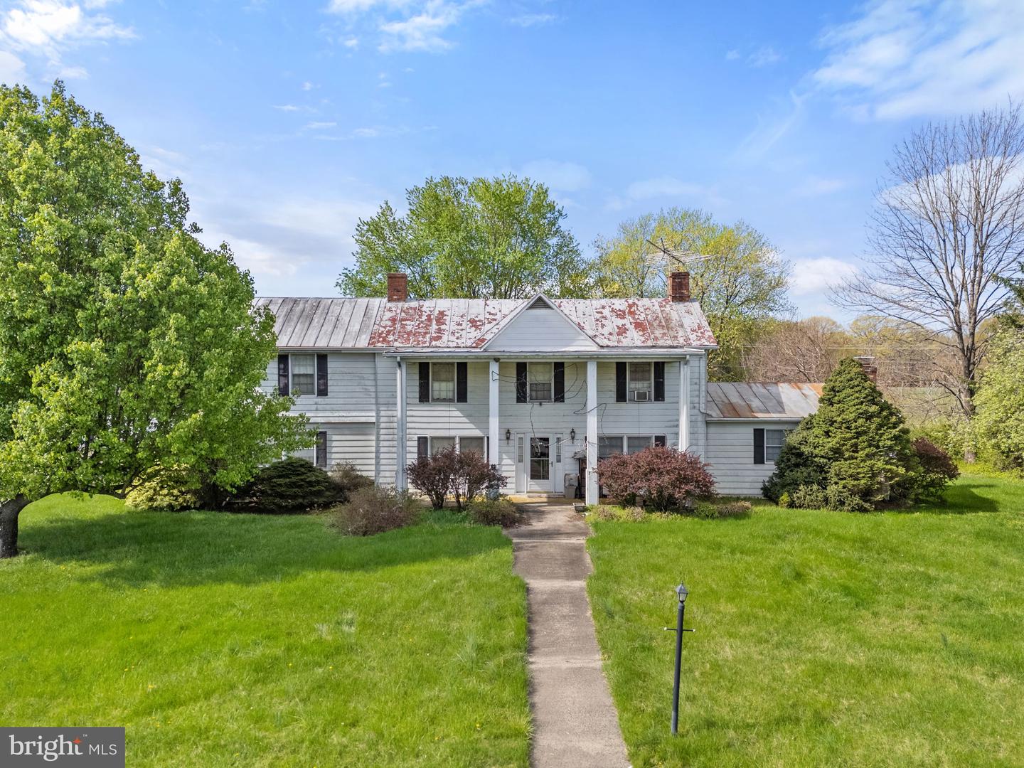 11700 ROGUES RD, MIDLAND, Virginia 22728, 5 Bedrooms Bedrooms, ,3 BathroomsBathrooms,Residential,For sale,11700 ROGUES RD,VAFQ2015822 MLS # VAFQ2015822