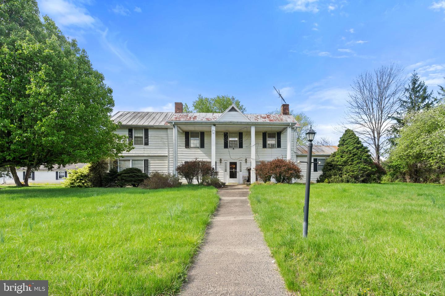 11700 ROGUES RD, MIDLAND, Virginia 22728, 5 Bedrooms Bedrooms, ,3 BathroomsBathrooms,Residential,For sale,11700 ROGUES RD,VAFQ2015822 MLS # VAFQ2015822