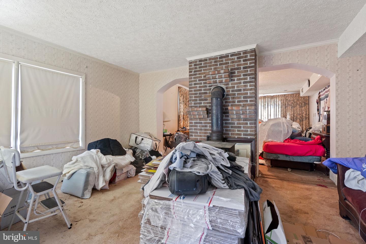 11700 ROGUES RD, MIDLAND, Virginia 22728, 5 Bedrooms Bedrooms, ,3 BathroomsBathrooms,Residential,For sale,11700 ROGUES RD,VAFQ2015822 MLS # VAFQ2015822