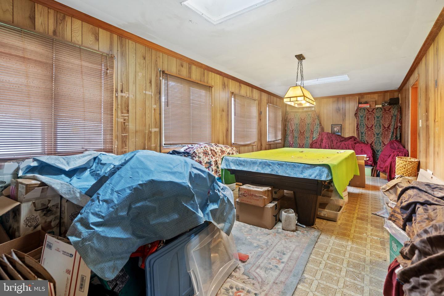 11700 ROGUES RD, MIDLAND, Virginia 22728, 5 Bedrooms Bedrooms, ,3 BathroomsBathrooms,Residential,For sale,11700 ROGUES RD,VAFQ2015822 MLS # VAFQ2015822