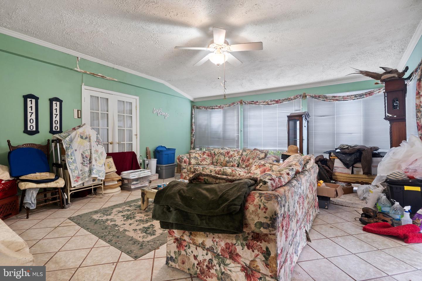 11700 ROGUES RD, MIDLAND, Virginia 22728, 5 Bedrooms Bedrooms, ,3 BathroomsBathrooms,Residential,For sale,11700 ROGUES RD,VAFQ2015822 MLS # VAFQ2015822