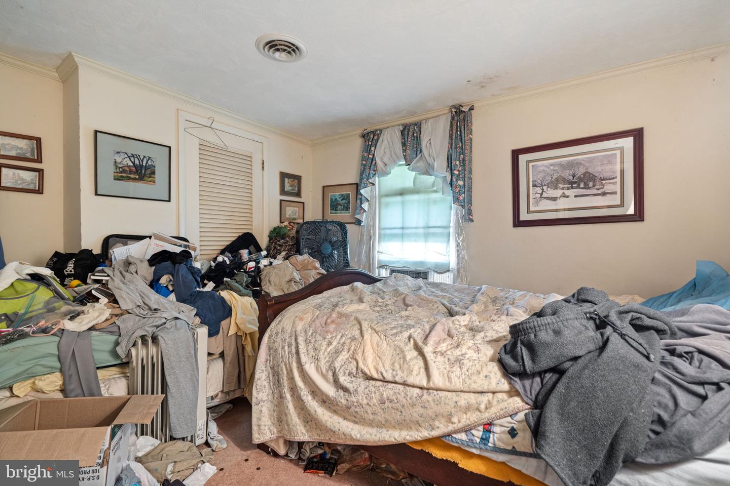 11700 ROGUES RD, MIDLAND, Virginia 22728, 5 Bedrooms Bedrooms, ,3 BathroomsBathrooms,Residential,For sale,11700 ROGUES RD,VAFQ2015822 MLS # VAFQ2015822