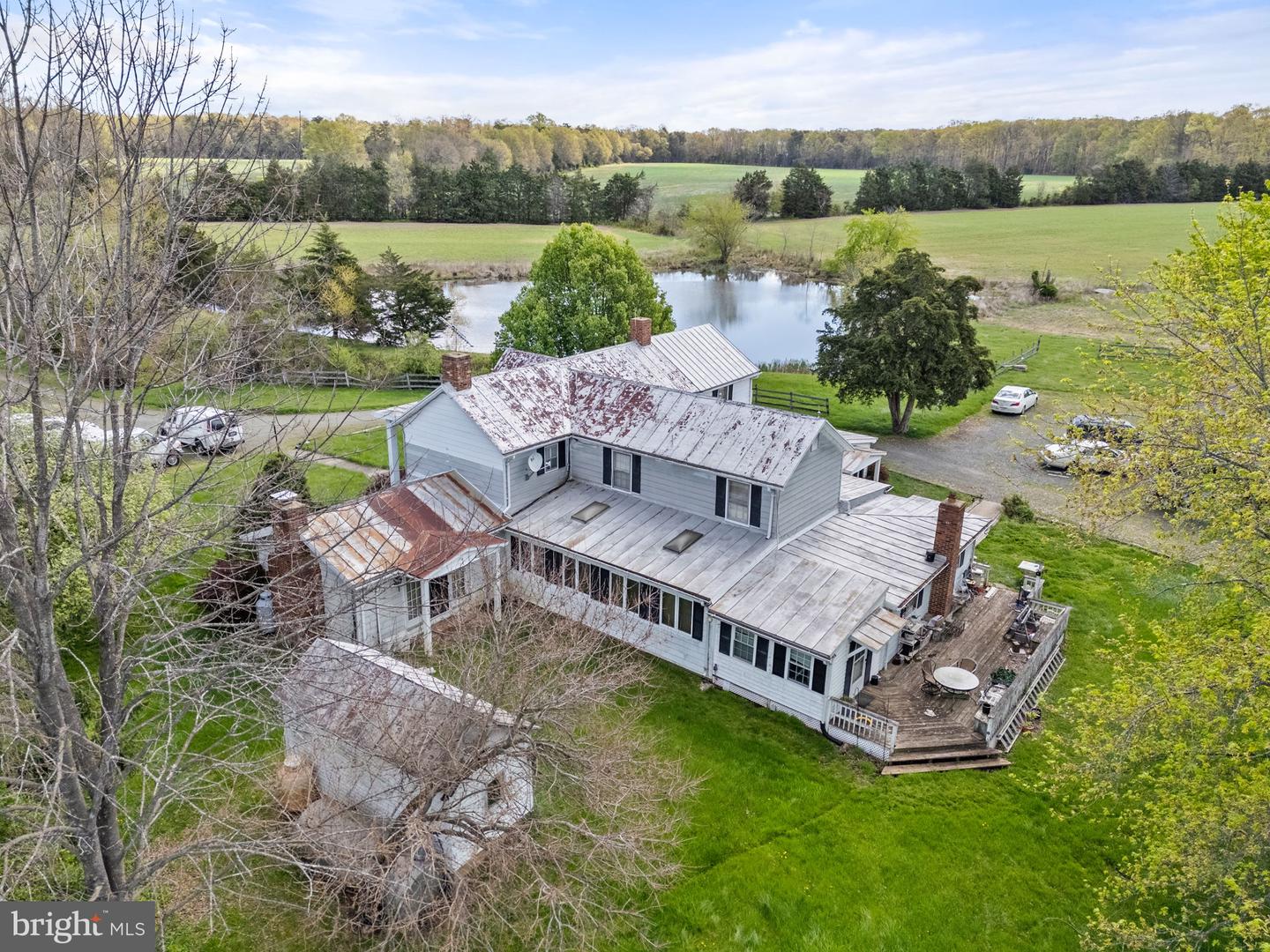 11700 ROGUES RD, MIDLAND, Virginia 22728, 5 Bedrooms Bedrooms, ,3 BathroomsBathrooms,Residential,For sale,11700 ROGUES RD,VAFQ2015822 MLS # VAFQ2015822