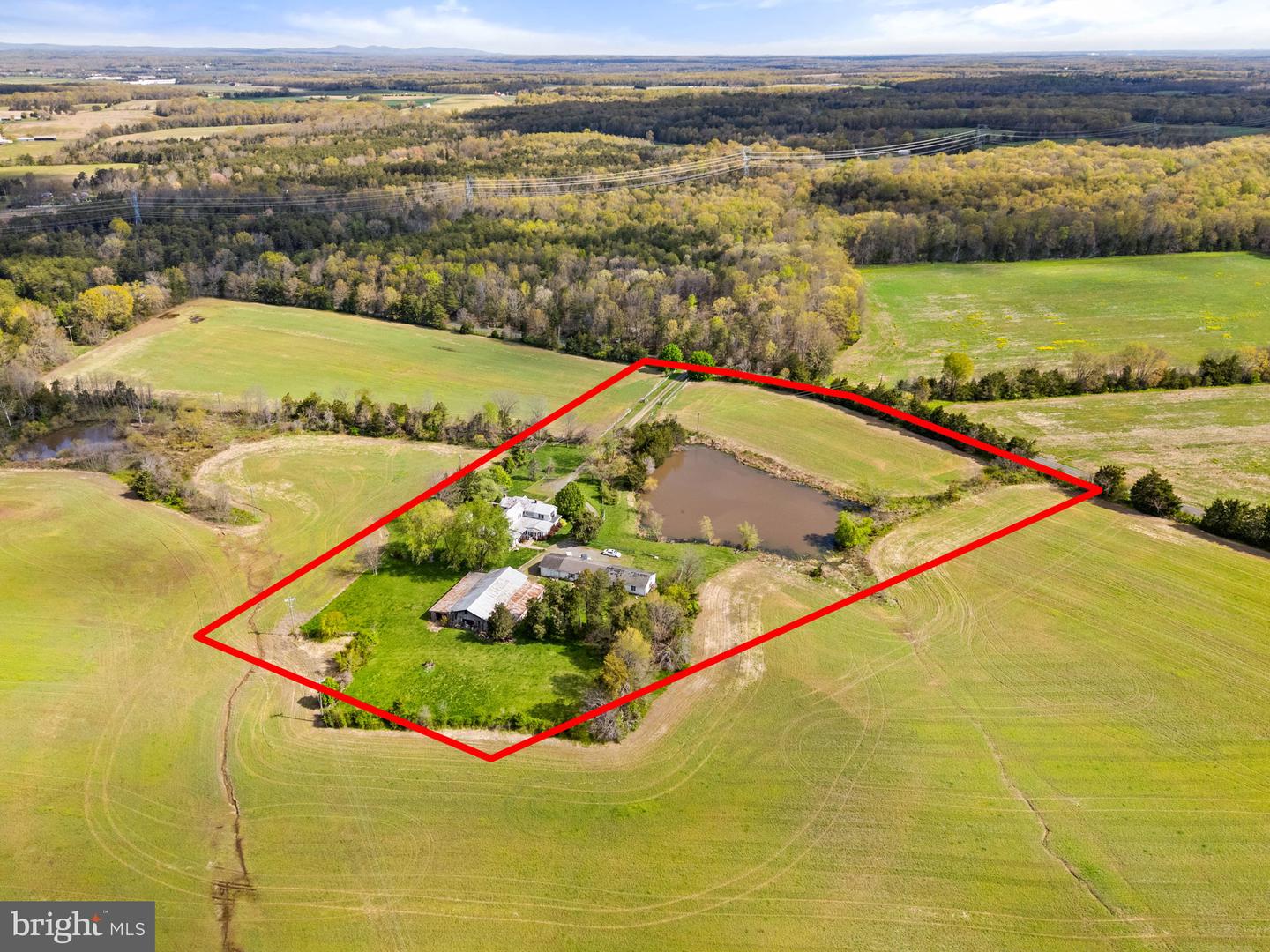 11700 ROGUES RD, MIDLAND, Virginia 22728, 5 Bedrooms Bedrooms, ,3 BathroomsBathrooms,Residential,For sale,11700 ROGUES RD,VAFQ2015822 MLS # VAFQ2015822