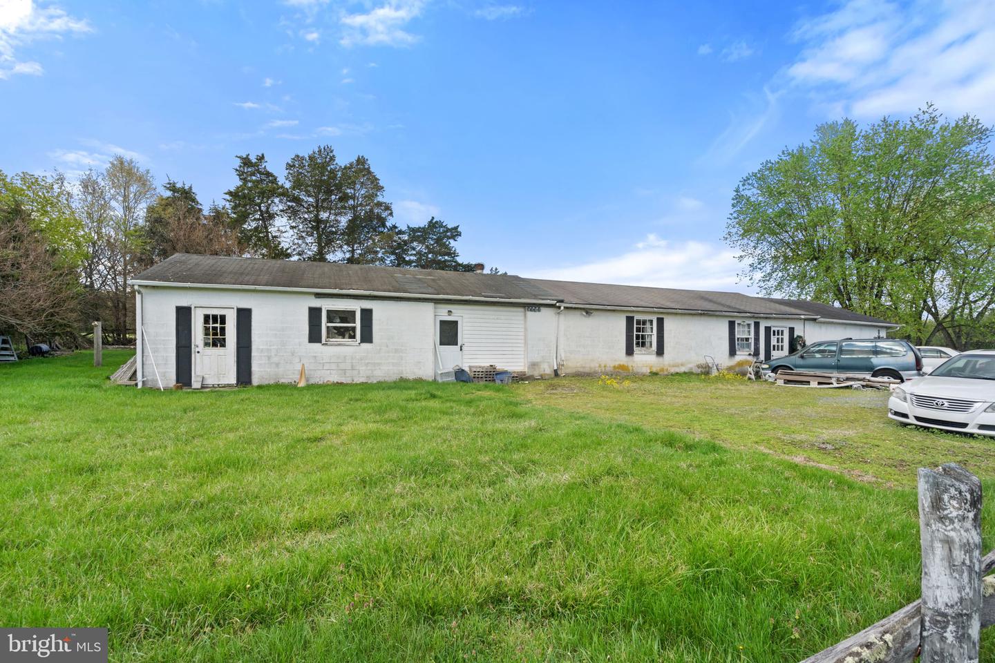 11700 ROGUES RD, MIDLAND, Virginia 22728, 5 Bedrooms Bedrooms, ,3 BathroomsBathrooms,Residential,For sale,11700 ROGUES RD,VAFQ2015822 MLS # VAFQ2015822