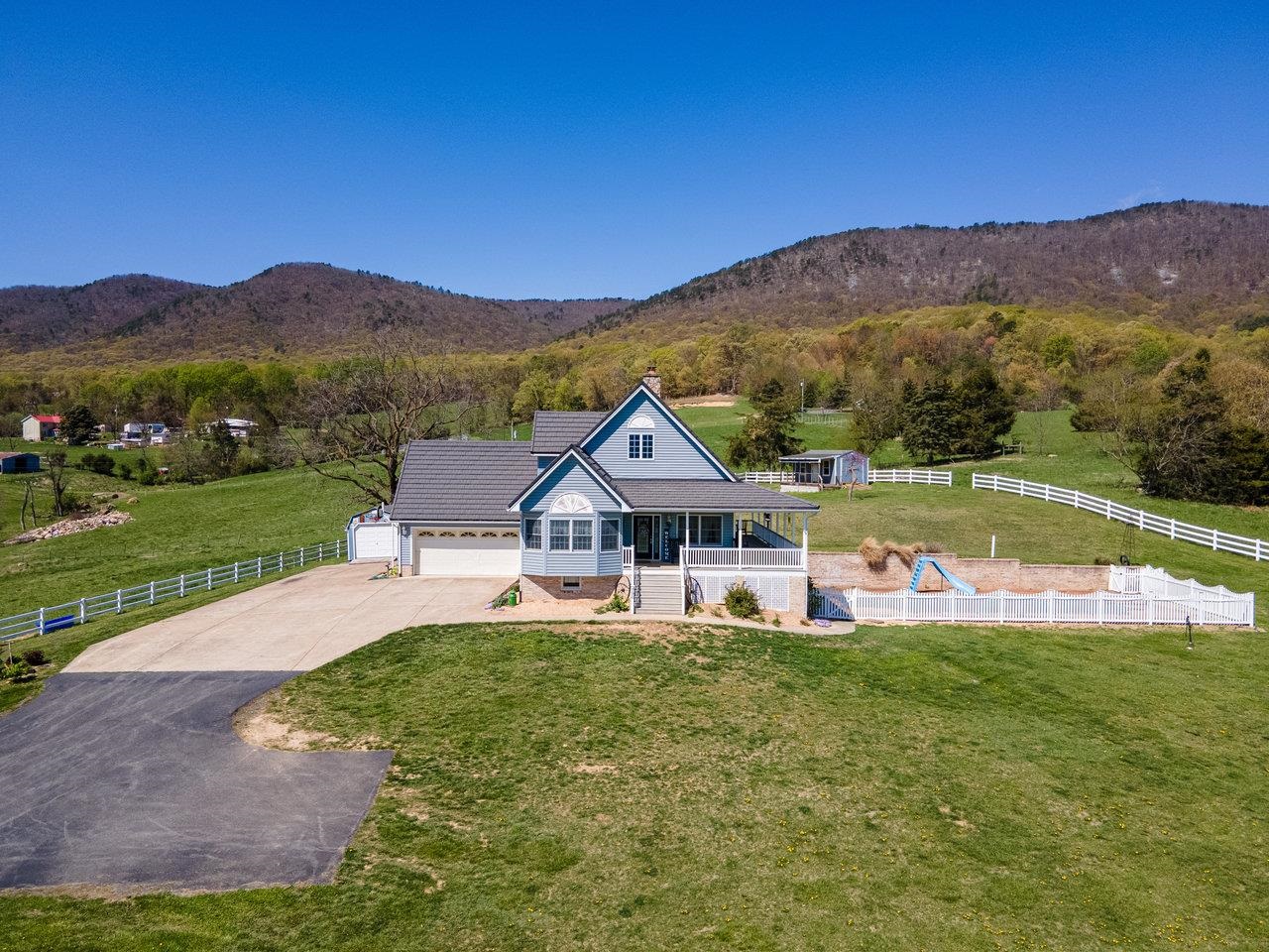 796 BATTLECREEK RD, STANLEY, Virginia 22851, 3 Bedrooms Bedrooms, ,3 BathroomsBathrooms,Residential,796 BATTLECREEK RD,663347 MLS # 663347