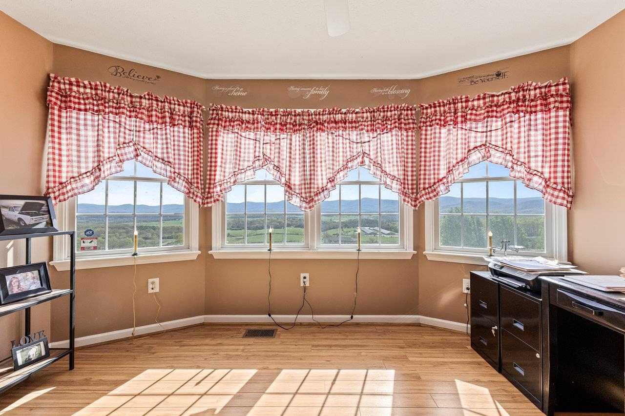 796 BATTLECREEK RD, STANLEY, Virginia 22851, 3 Bedrooms Bedrooms, ,3 BathroomsBathrooms,Residential,796 BATTLECREEK RD,663347 MLS # 663347