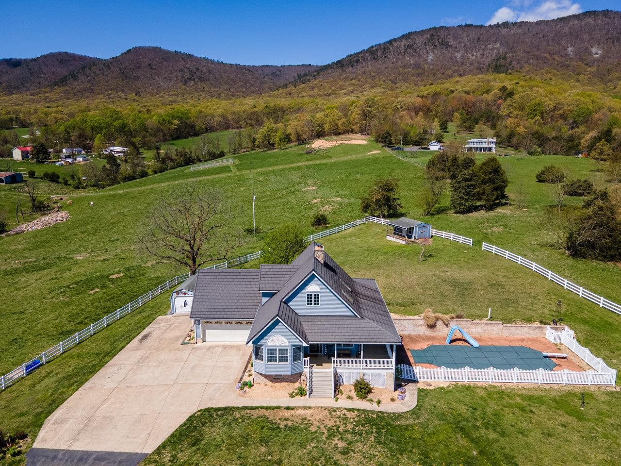 796 BATTLECREEK RD, STANLEY, Virginia 22851, 3 Bedrooms Bedrooms, ,3 BathroomsBathrooms,Residential,796 BATTLECREEK RD,663347 MLS # 663347