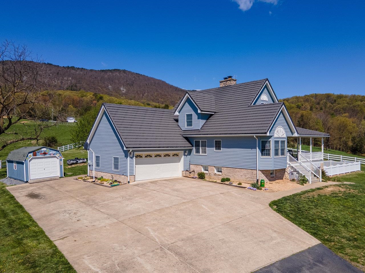 796 BATTLECREEK RD, STANLEY, Virginia 22851, 3 Bedrooms Bedrooms, ,3 BathroomsBathrooms,Residential,796 BATTLECREEK RD,663347 MLS # 663347