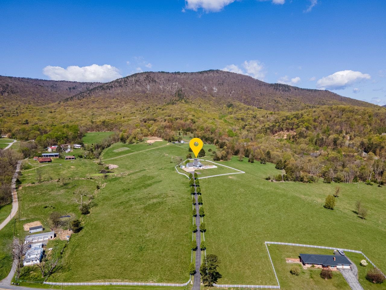 796 BATTLECREEK RD, STANLEY, Virginia 22851, 3 Bedrooms Bedrooms, ,3 BathroomsBathrooms,Residential,796 BATTLECREEK RD,663347 MLS # 663347