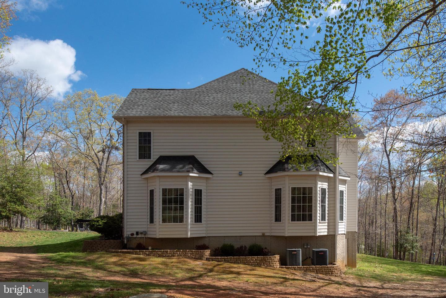 8800 GENERAL GRIFFINS CT, FREDERICKSBURG, Virginia 22407, 4 Bedrooms Bedrooms, ,3 BathroomsBathrooms,Residential,For sale,8800 GENERAL GRIFFINS CT,VASP2031544 MLS # VASP2031544