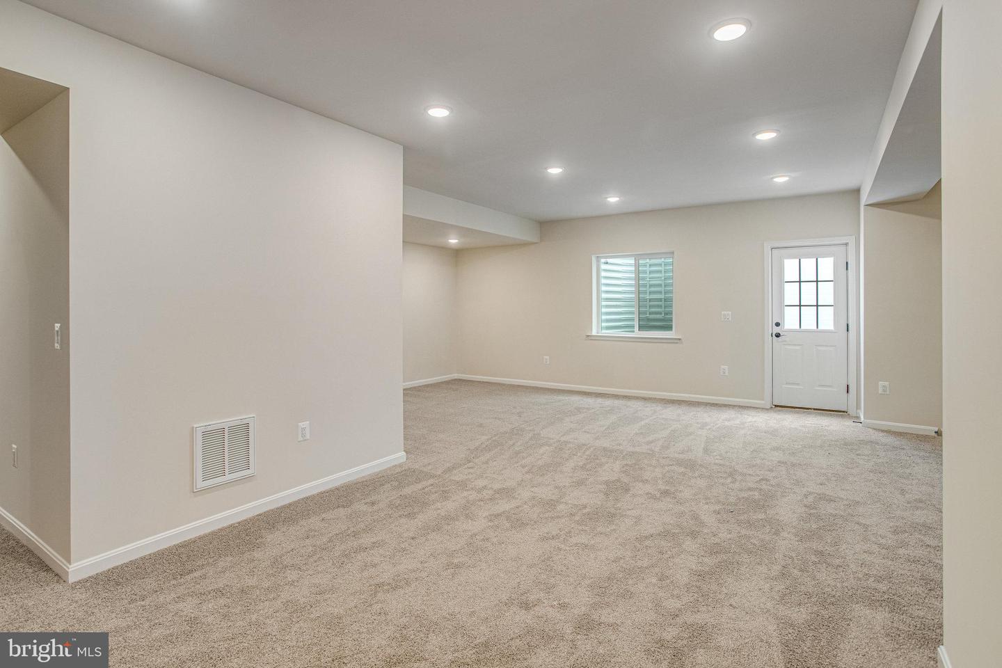 7127 BRAXTON CT, RUTHER GLEN, Virginia 22546, 4 Bedrooms Bedrooms, ,3 BathroomsBathrooms,Residential,For sale,7127 BRAXTON CT,VACV2007846 MLS # VACV2007846