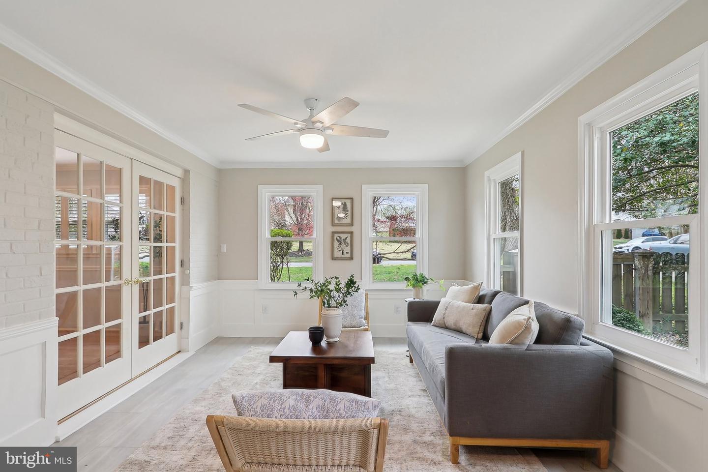 5201 FERNDALE ST, SPRINGFIELD, Virginia 22151, 4 Bedrooms Bedrooms, ,3 BathroomsBathrooms,Residential,For sale,5201 FERNDALE ST,VAFX2230728 MLS # VAFX2230728