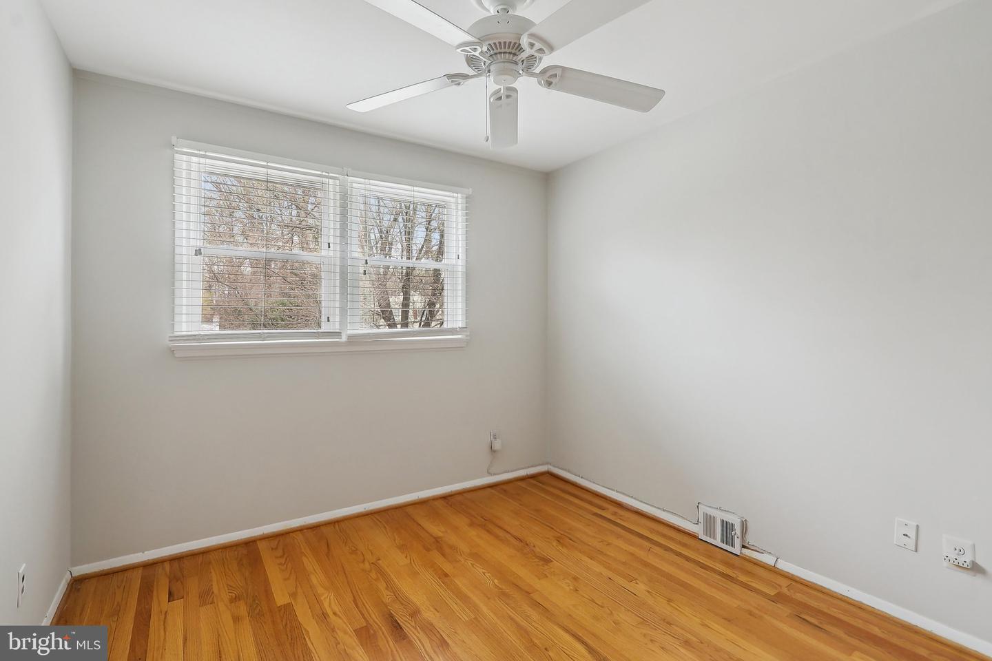 5201 FERNDALE ST, SPRINGFIELD, Virginia 22151, 4 Bedrooms Bedrooms, ,3 BathroomsBathrooms,Residential,For sale,5201 FERNDALE ST,VAFX2230728 MLS # VAFX2230728