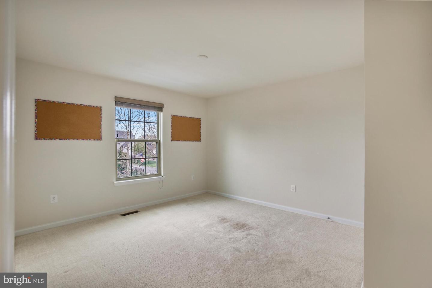 41597 HOFFMAN DR, ALDIE, Virginia 20105, 4 Bedrooms Bedrooms, ,3 BathroomsBathrooms,Residential,For sale,41597 HOFFMAN DR,VALO2092694 MLS # VALO2092694