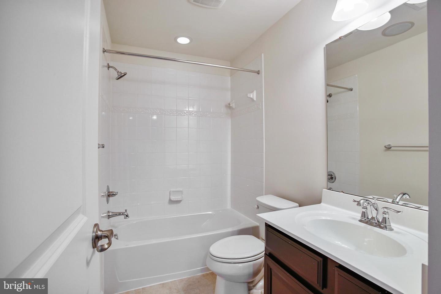 41597 HOFFMAN DR, ALDIE, Virginia 20105, 4 Bedrooms Bedrooms, ,3 BathroomsBathrooms,Residential,For sale,41597 HOFFMAN DR,VALO2092694 MLS # VALO2092694