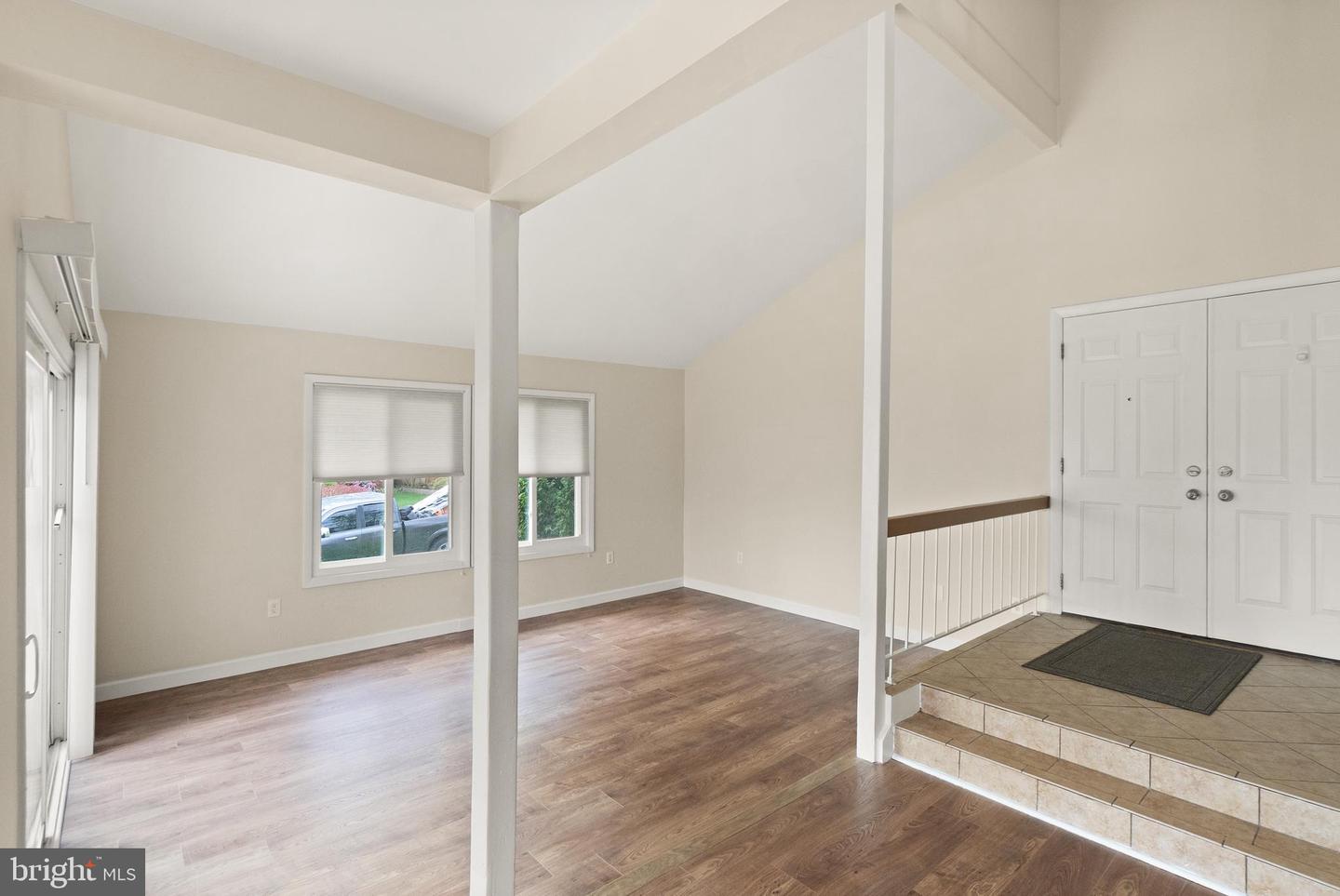 112 NEWBURY PL, STERLING, Virginia 20164, 4 Bedrooms Bedrooms, ,2 BathroomsBathrooms,Residential,For sale,112 NEWBURY PL,VALO2093086 MLS # VALO2093086