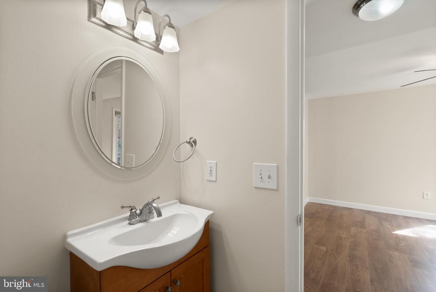 112 NEWBURY PL, STERLING, Virginia 20164, 4 Bedrooms Bedrooms, ,2 BathroomsBathrooms,Residential,For sale,112 NEWBURY PL,VALO2093086 MLS # VALO2093086