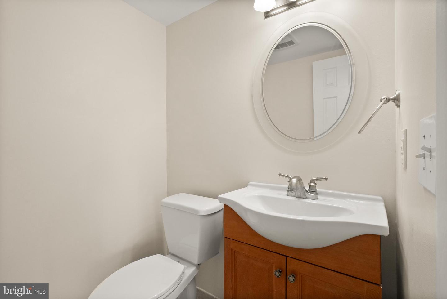 112 NEWBURY PL, STERLING, Virginia 20164, 4 Bedrooms Bedrooms, ,2 BathroomsBathrooms,Residential,For sale,112 NEWBURY PL,VALO2093086 MLS # VALO2093086