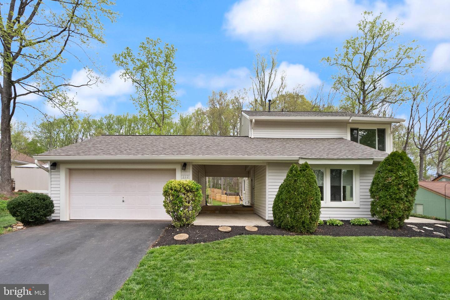 112 NEWBURY PL, STERLING, Virginia 20164, 4 Bedrooms Bedrooms, ,2 BathroomsBathrooms,Residential,For sale,112 NEWBURY PL,VALO2093086 MLS # VALO2093086