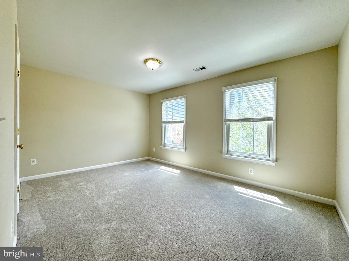 10315 WINTER PARK LN, SPOTSYLVANIA, Virginia 22553, 6 Bedrooms Bedrooms, ,4 BathroomsBathrooms,Residential,For sale,10315 WINTER PARK LN,VASP2032056 MLS # VASP2032056