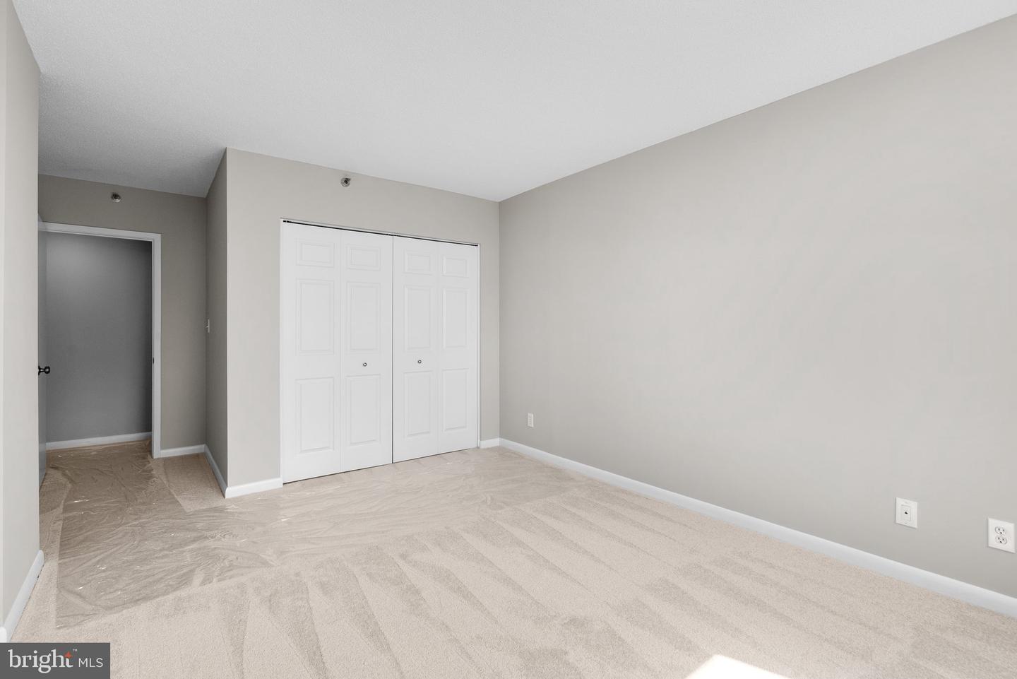 3709 S GEORGE MASON DR #1514-E, FALLS CHURCH, Virginia 22041, 3 Bedrooms Bedrooms, 6 Rooms Rooms,2 BathroomsBathrooms,Residential,For sale,3709 S GEORGE MASON DR #1514-E,VAFX2233018 MLS # VAFX2233018