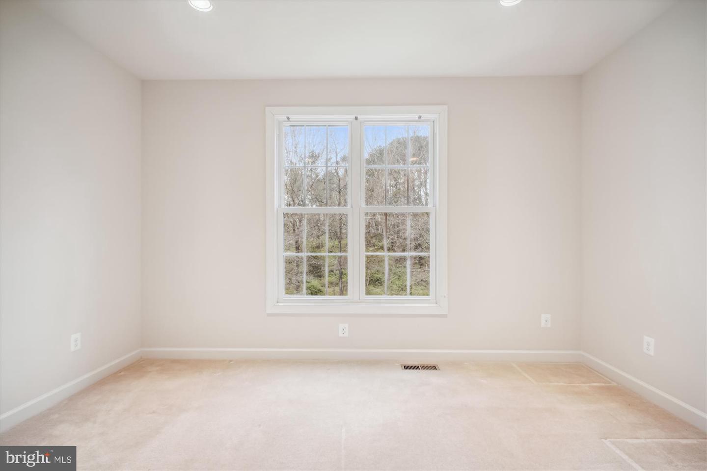 1130 RIVA RIDGE DR, GREAT FALLS, Virginia 22066, 4 Bedrooms Bedrooms, ,4 BathroomsBathrooms,Residential,For sale,1130 RIVA RIDGE DR,VAFX2233116 MLS # VAFX2233116