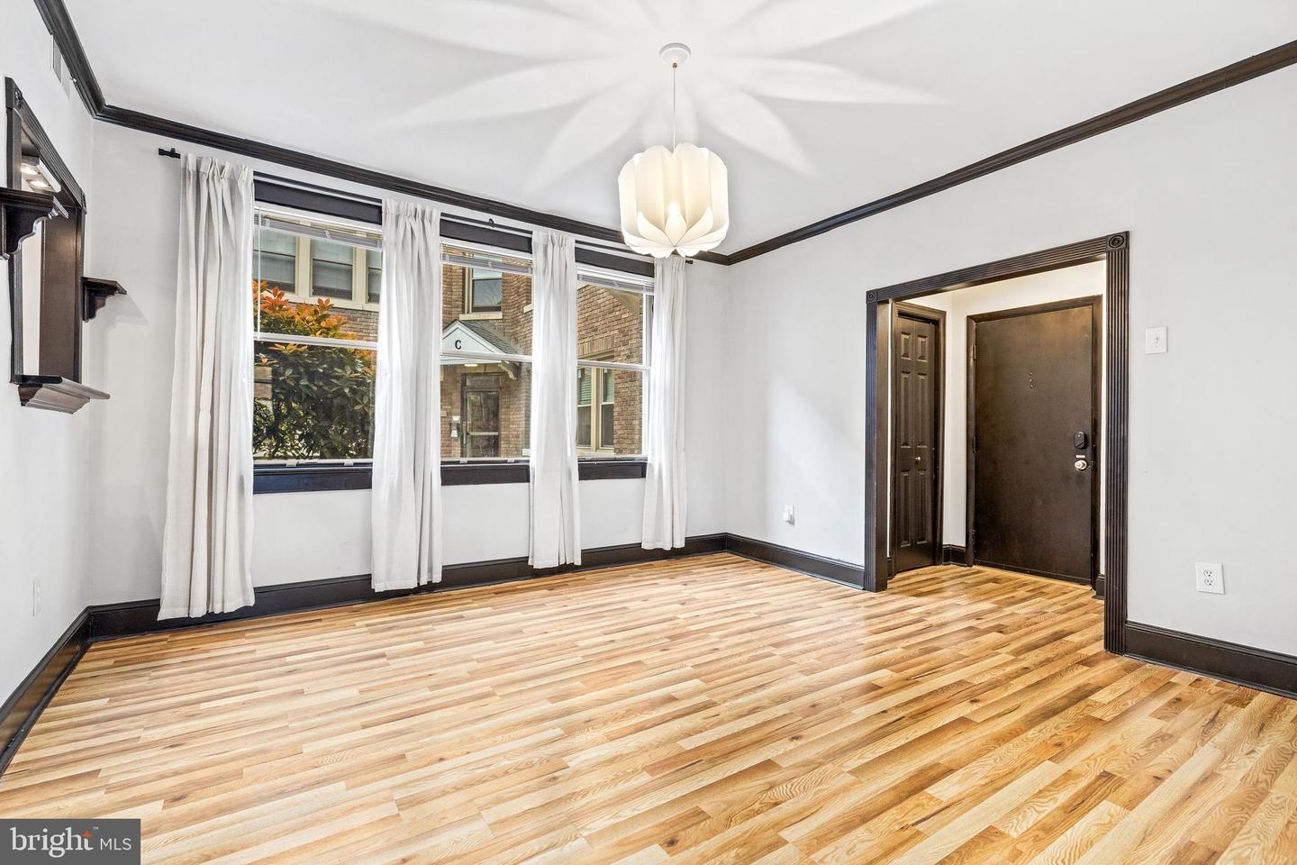 1725 LANIER PL NW #6D, WASHINGTON, District Of Columbia 20009, 2 Bedrooms Bedrooms, ,1 BathroomBathrooms,Residential,For sale,1725 LANIER PL NW #6D,DCDC2194682 MLS # DCDC2194682