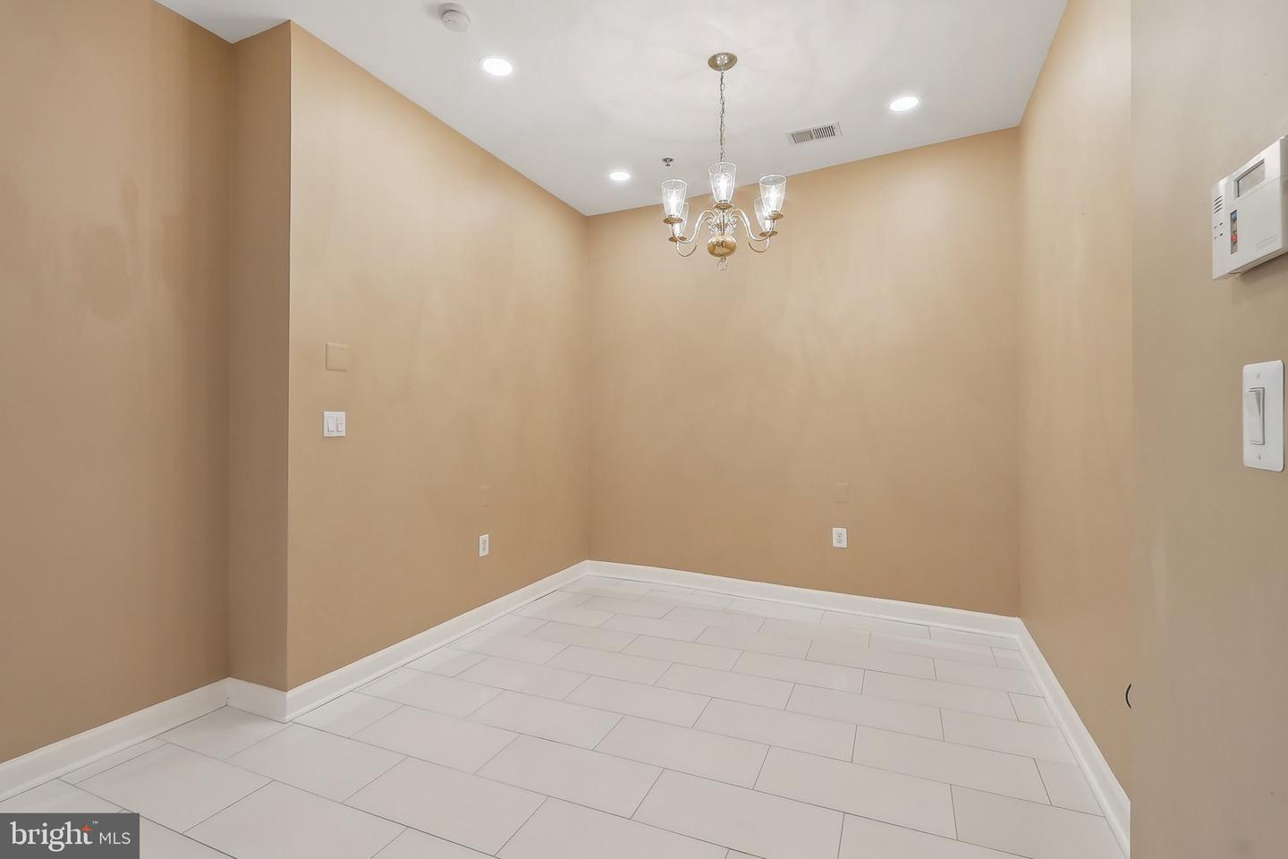 810 BELMONT BAY DR #102, WOODBRIDGE, Virginia 22191, 2 Bedrooms Bedrooms, ,2 BathroomsBathrooms,Residential,For sale,810 BELMONT BAY DR #102,VAPW2091658 MLS # VAPW2091658
