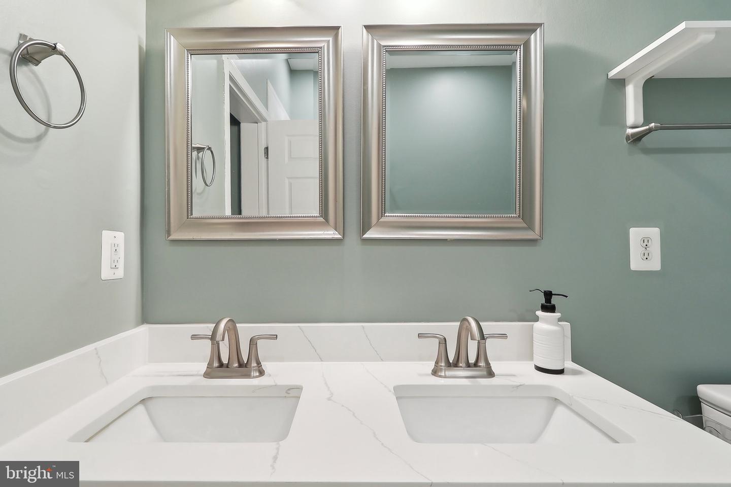 810 BELMONT BAY DR #102, WOODBRIDGE, Virginia 22191, 2 Bedrooms Bedrooms, ,2 BathroomsBathrooms,Residential,For sale,810 BELMONT BAY DR #102,VAPW2091658 MLS # VAPW2091658