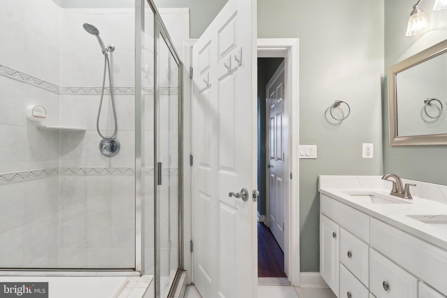 810 BELMONT BAY DR #102, WOODBRIDGE, Virginia 22191, 2 Bedrooms Bedrooms, ,2 BathroomsBathrooms,Residential,For sale,810 BELMONT BAY DR #102,VAPW2091658 MLS # VAPW2091658