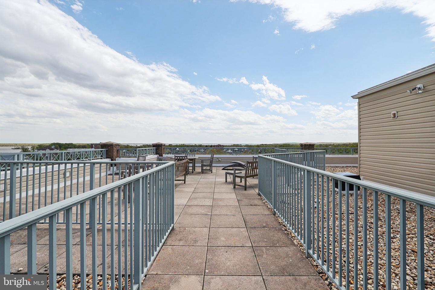 810 BELMONT BAY DR #102, WOODBRIDGE, Virginia 22191, 2 Bedrooms Bedrooms, ,2 BathroomsBathrooms,Residential,For sale,810 BELMONT BAY DR #102,VAPW2091658 MLS # VAPW2091658